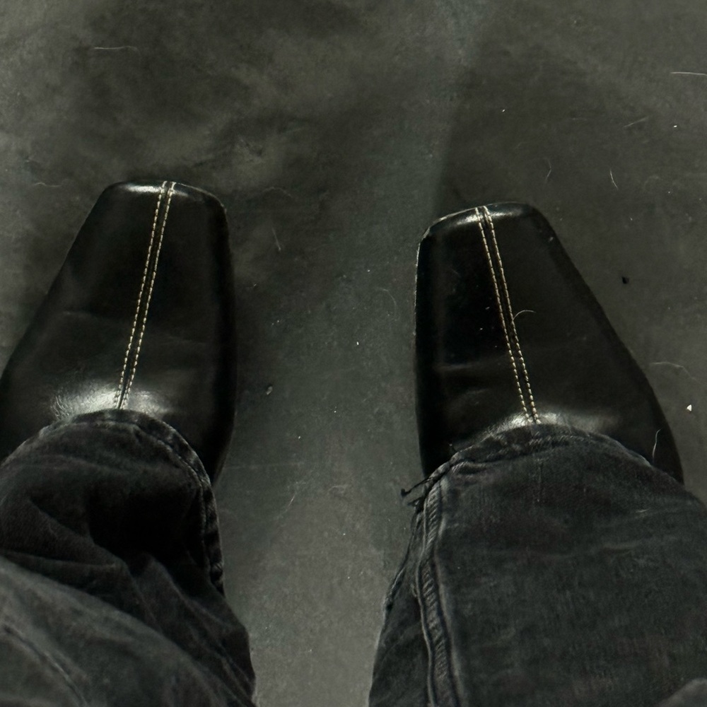 Y2k black vegan leather boots